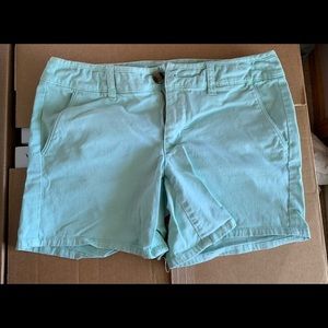 Teal Bermuda A&R shorts